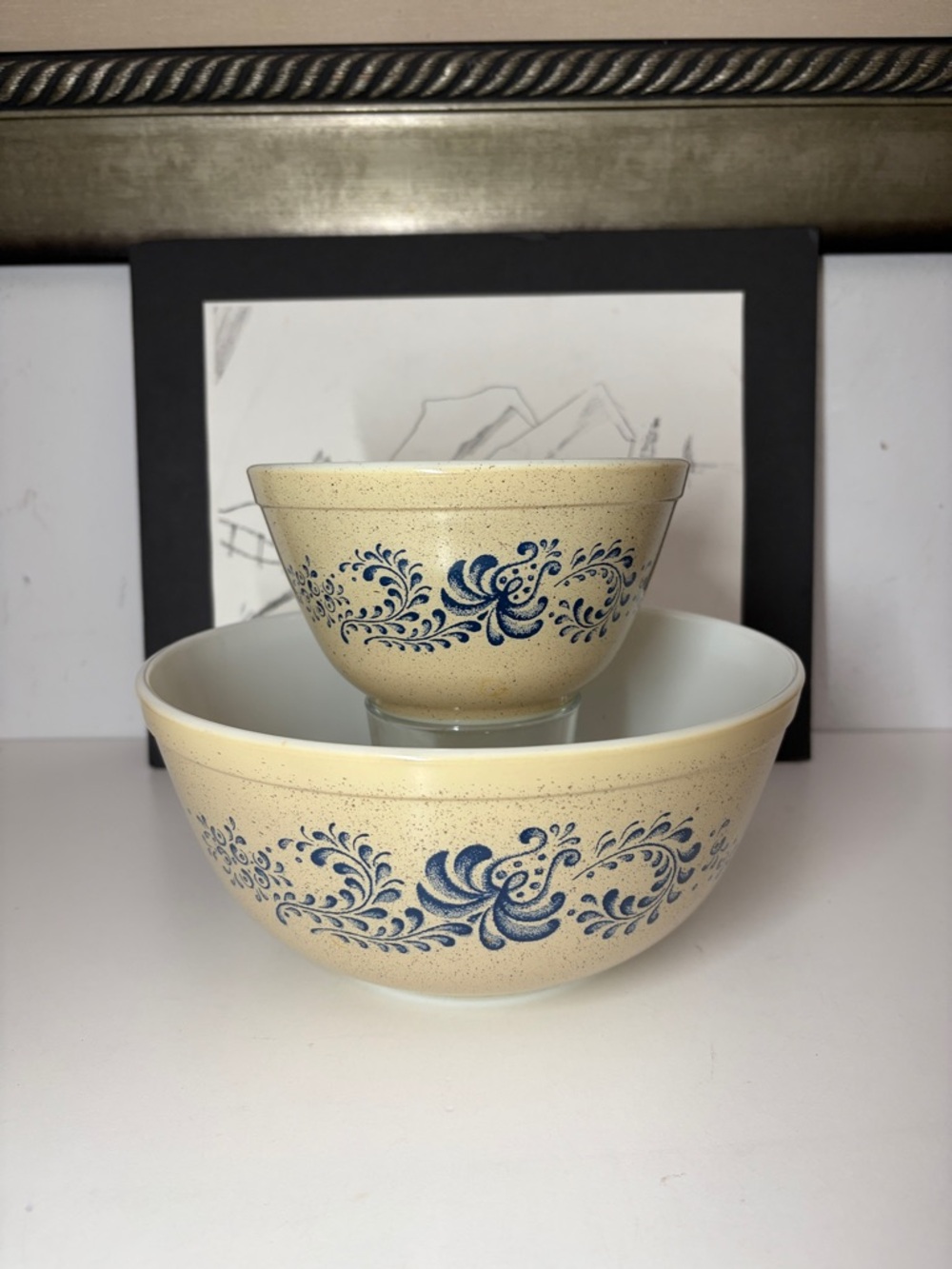 Vintage Pyrex Homestead Mixing Bowls 401 and 403 Set of 2